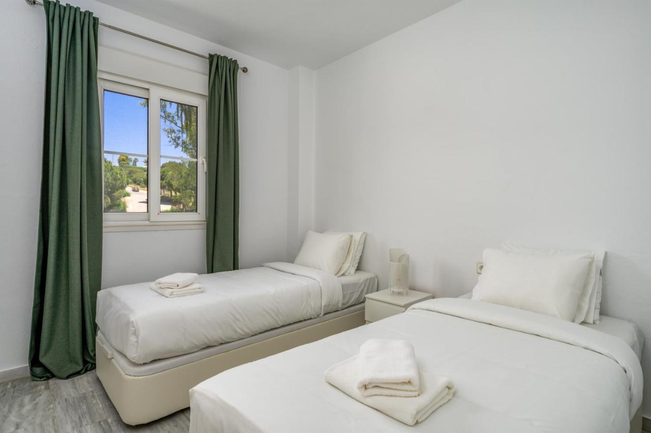 Magnificent On First Line Golf Cabopino M5 Apartment