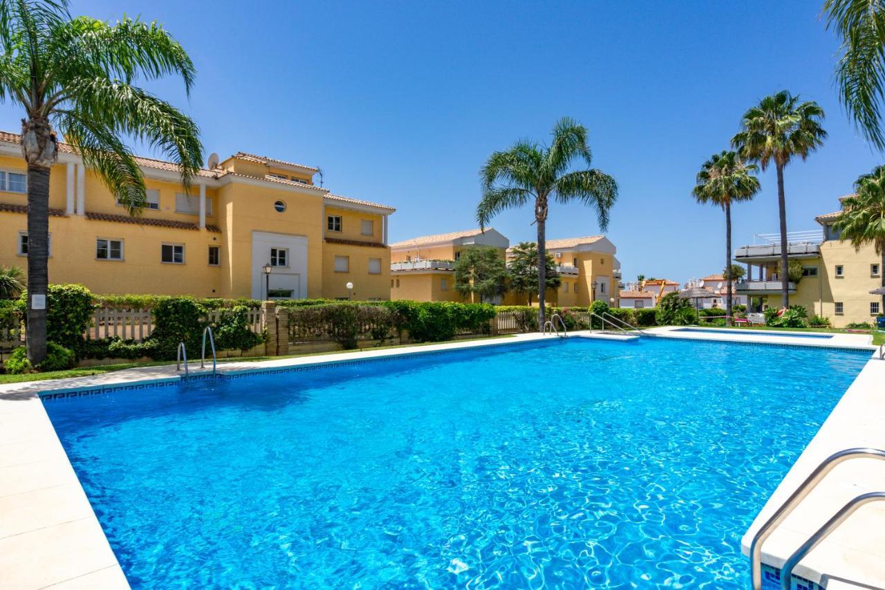 Magnificent On First Line Golf Cabopino M5 Apartamento *